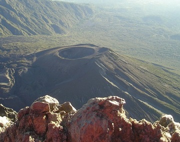 Climbing Mount Meru 1-day itinerary Cost